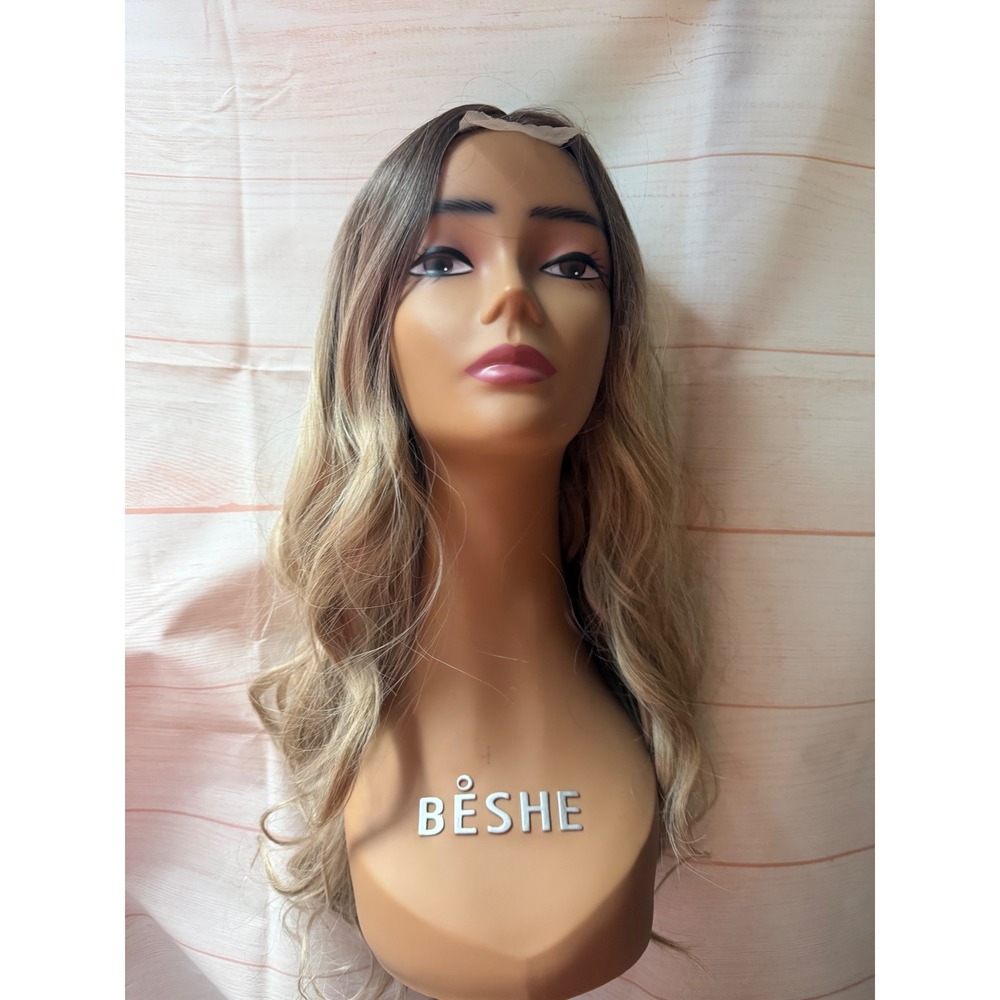 Blonde ombré wig